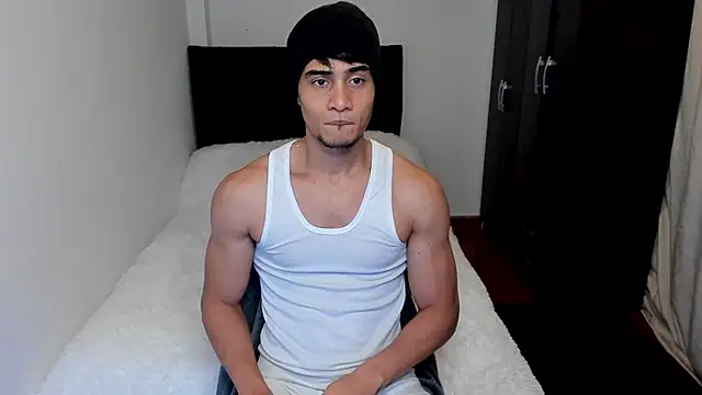 stylish men online show from 09-17-25, 11:12