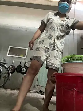 sharon-Hanna online show from 09-15-25, 02:11