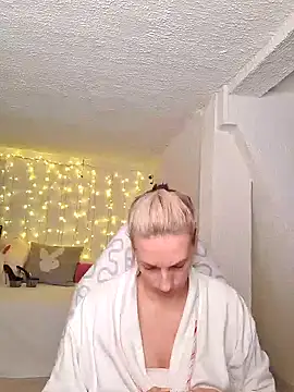 SexyJulia21 online show from 12-14-24, 11:50