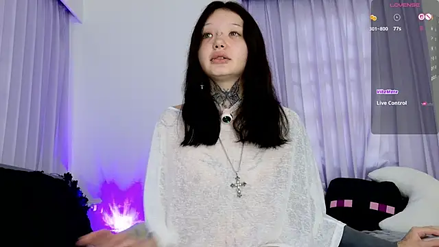 Snapshot of Lein_Bone chatting on 07-11-26, 12:02 Lein Bone online show from 07-11-26, 12:02
