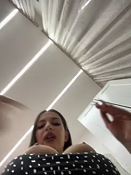 Snapshot of Anyssia chatting on 03-18-26, 06:44 Anyssia online show from 03-18-26, 06:44