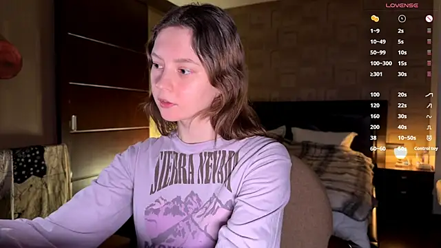 Snapshot of IrisPurrphy chatting on 03-01-26, 04:20 IrisPurrphy online show from 03-01-26, 04:20