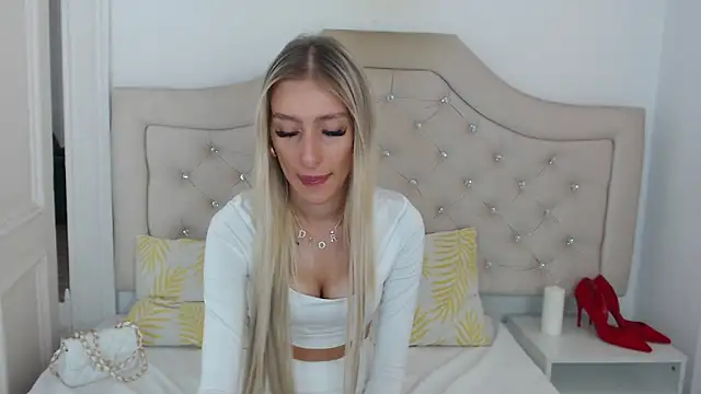 NatalieSensual online show from 10-03-25, 07:27