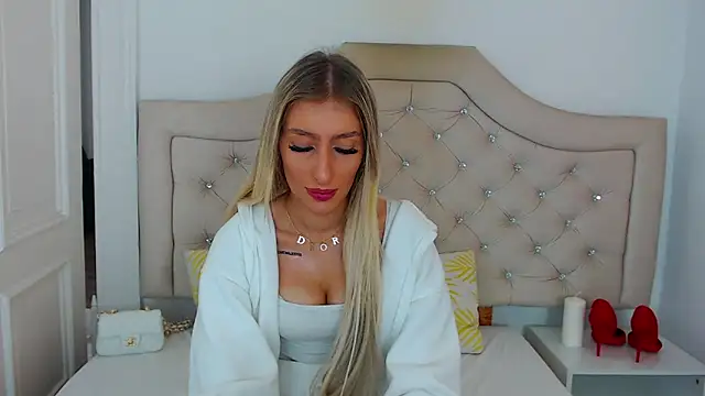 NatalieSensual online show from 10-19-25, 08:04