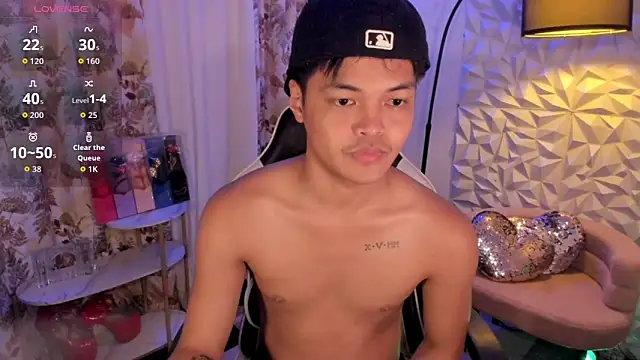 asianhugescott online show from 02-19-26, 05:20