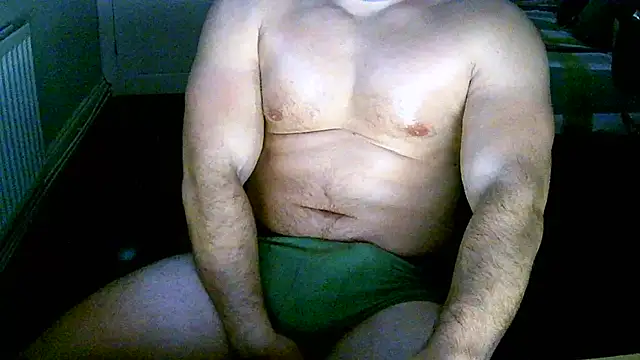 Snapshot of Serpent2463 chatting on 10-16-25, 11:28 Serpent2463 online show from 10-16-25, 11:28