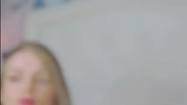 Snapshot of MarilynNova chatting on 03-27-26, 08:26 MarilynNova online show from 03-27-26, 08:26