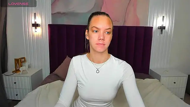 Vickie Smith online show from 11-17-25, 12:49