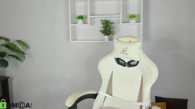 Snapshot of Allice_Cox chatting on 09-30-25, 12:04 Allice Cox online show from 09-30-25, 12:04