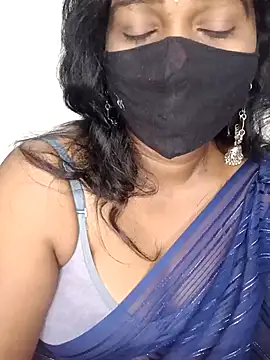 Snapshot of lasyareddy_telugu_0001 chatting on 04-18-26, 01:53 lasyareddy telugu 0001 online show from 04-18-26, 01:53