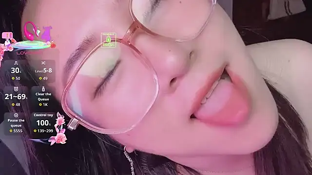 Liqinqin online show from 09-09-25, 04:28