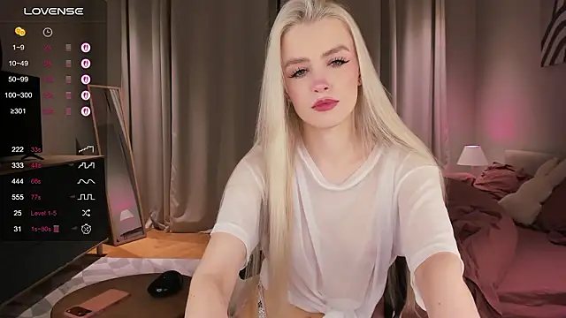 sashaloveyou online show from 03-10-26, 08:36