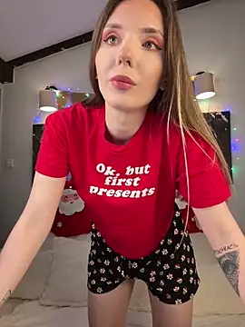 LINA ALL EYES ON YOU online show from 12-19-25, 08:05