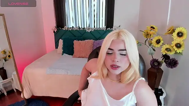 BarbieHannaB online show from 02-03-26, 06:02