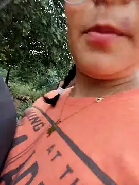 Lily-o online show from 11-18-25, 09:08