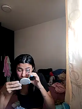 VioletaHolly online show from 09-10-25, 08:53