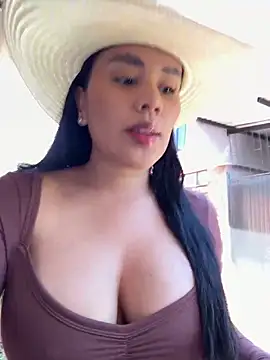 laure torres online show from 02-17-26, 02:57