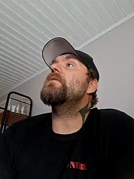 Bamse28 online show from 10-16-25, 01:23