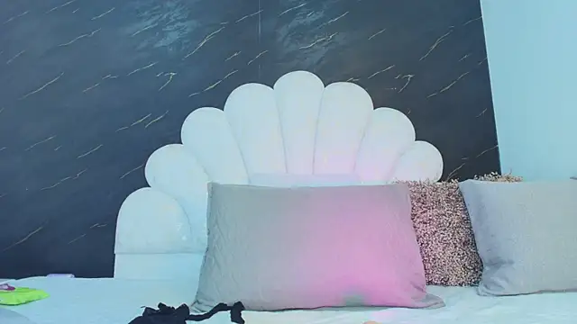 Roxana gomez online show from 05-06-26, 03:13