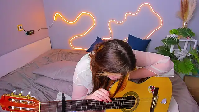 kitty rinnaa online show from 10-07-25, 01:36