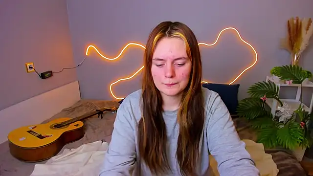 kitty rinnaa online show from 10-16-25, 01:39