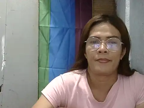 juicycum069 online show from 06-18-26, 09:14