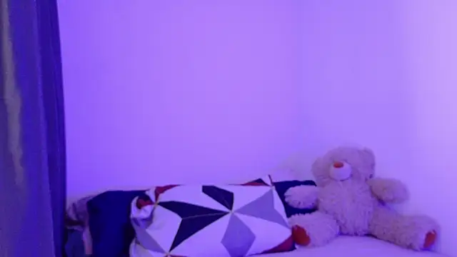 nudesketch1 online show from 10-18-25, 02:18