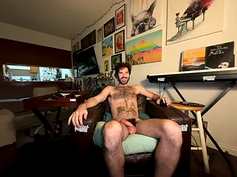 Pupscritch online show from 10-28-25, 03:54