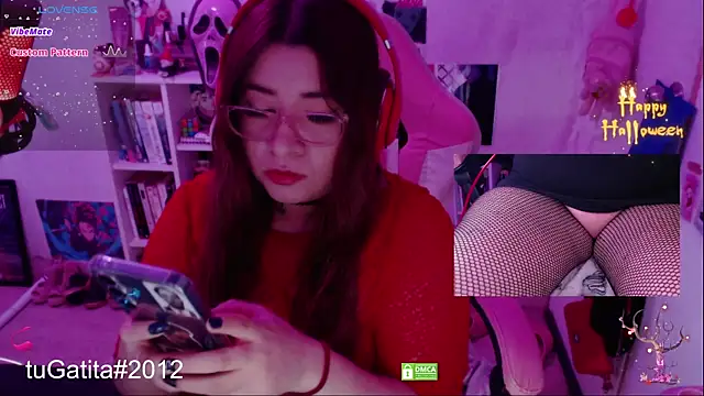 Pink girl0n online show from 10-19-25, 08:53