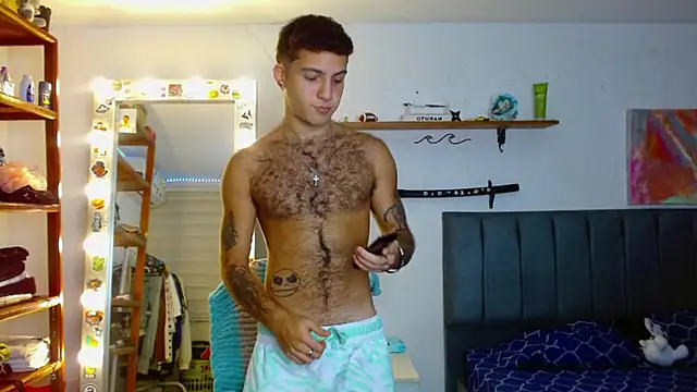 Snapshot of ocean_boy chatting on 10-27-25, 09:08 ocean boy online show from 10-27-25, 09:08