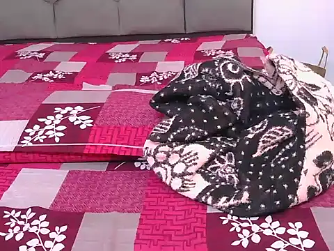 Diyaa Singh online show from 01-17-26, 04:06