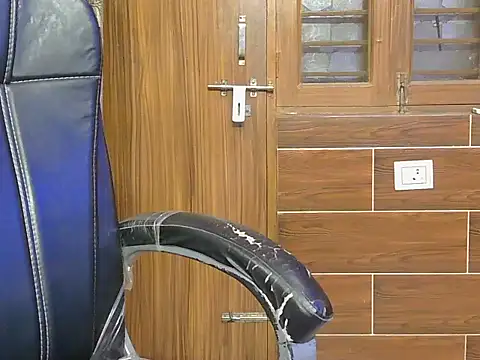 Diyaa Singh online show from 05-06-26, 01:38