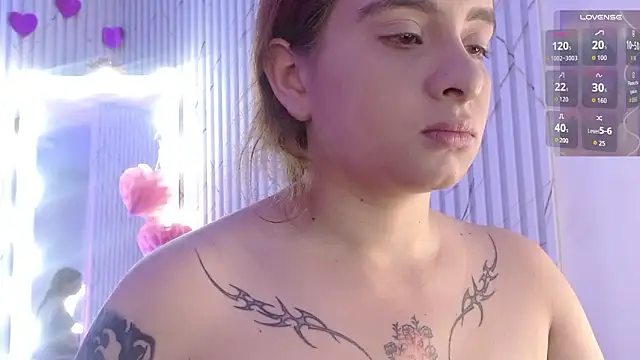 Snapshot of Naomy_tay1 chatting on 03-06-26, 08:16 Naomy tay1 online show from 03-06-26, 08:16