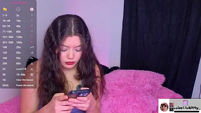 celestte evans 1 online show from 10-18-25, 04:37