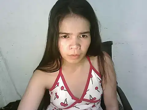 Snapshot of flawless_yue chatting on 04-11-26, 07:45 flawless yue online show from 04-11-26, 07:45
