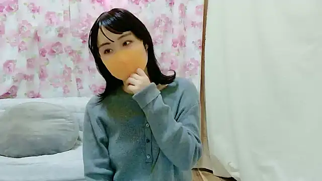 Snapshot of RenaFcup chatting on 01-10-26, 02:02 RenaFcup online show from 01-10-26, 02:02