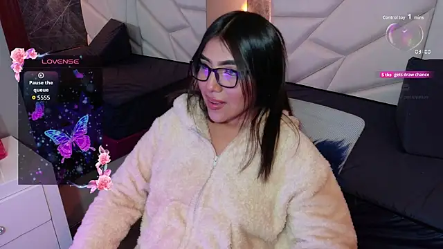 Snapshot of aysel_27 chatting on 09-25-25, 11:41 aysel 27 online show from 09-25-25, 11:41