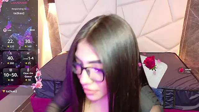 Snapshot of aysel_27 chatting on 10-06-25, 08:28 aysel 27 online show from 10-06-25, 08:28