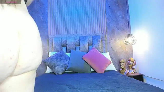 luna killari online show from 10-08-25, 11:41