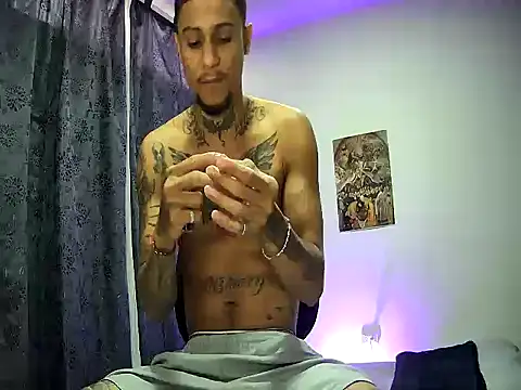 Snapshot of juantalents chatting on 09-27-25, 06:35 juantalents online show from 09-27-25, 06:35