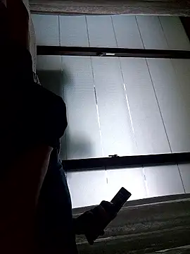 starvingo2002 online show from 09-19-25, 07:43