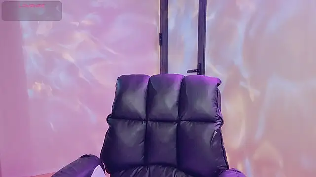  Dorry  online show from 10-24-25, 04:14