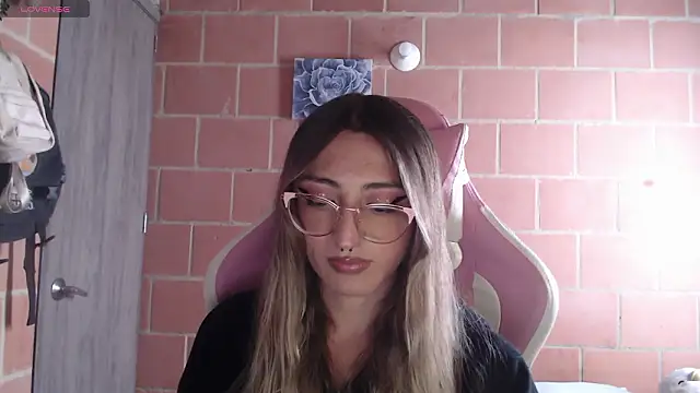 Andrea camilaaa online show from 02-03-26, 02:22