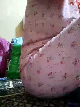 Snapshot of Dalo3a99sixi chatting on 10-22-25, 12:16 Dalo3a99sixi online show from 10-22-25, 12:16