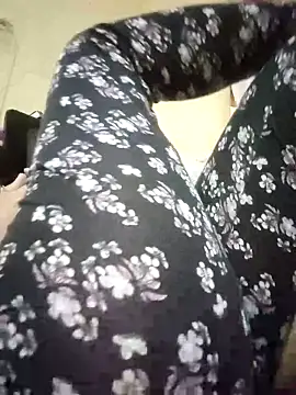 Snapshot of Dalo3a99sixi chatting on 11-16-25, 02:00 Dalo3a99sixi online show from 11-16-25, 02:00