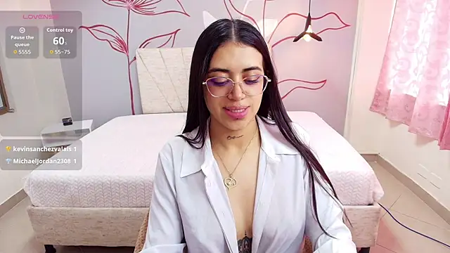 Carla Bennet  online show from 09-20-25, 12:06