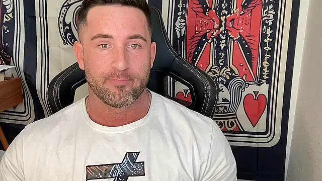 brettmycles28 online show from 01-12-26, 06:57