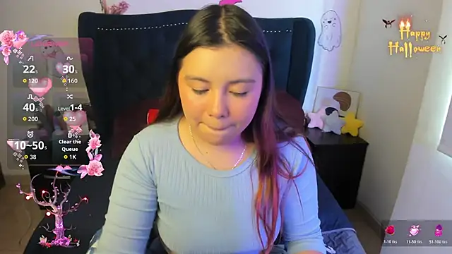 LucyPetit online show from 10-21-25, 01:23