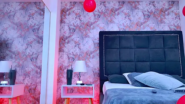 Snapshot of Angelique_Angell chatting on 02-17-26, 08:04 Angelique Angell online show from 02-17-26, 08:04