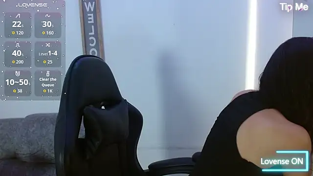 luna starr69 online show from 12-05-25, 01:31